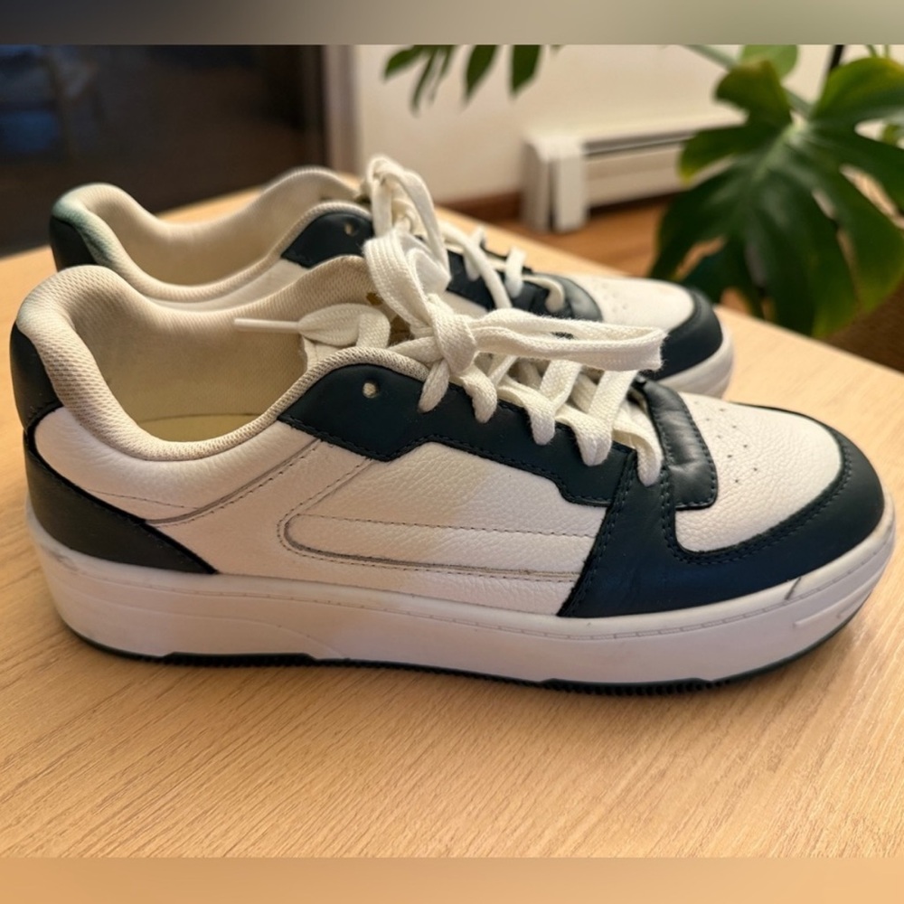 PULL&BEAR Two-Tone Platform Sneakers – Women’s Size 7.5 (EU 38)